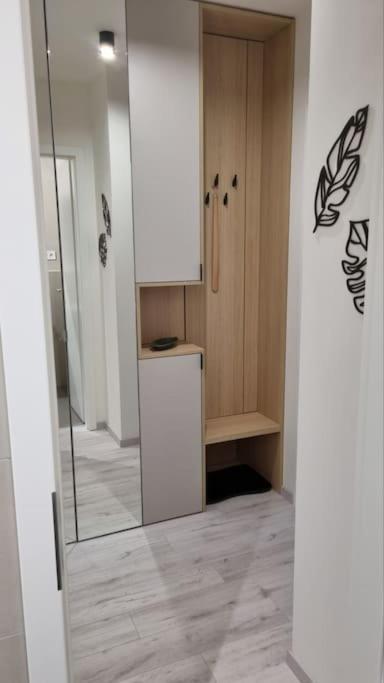 M&M1 Studio Apartment Near Center With Free Parking - Ac Kosice Exterior photo